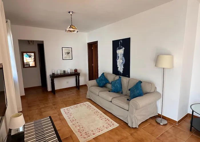 Sonrisa - Spacious Two Bedroom Daire Costa Teguise